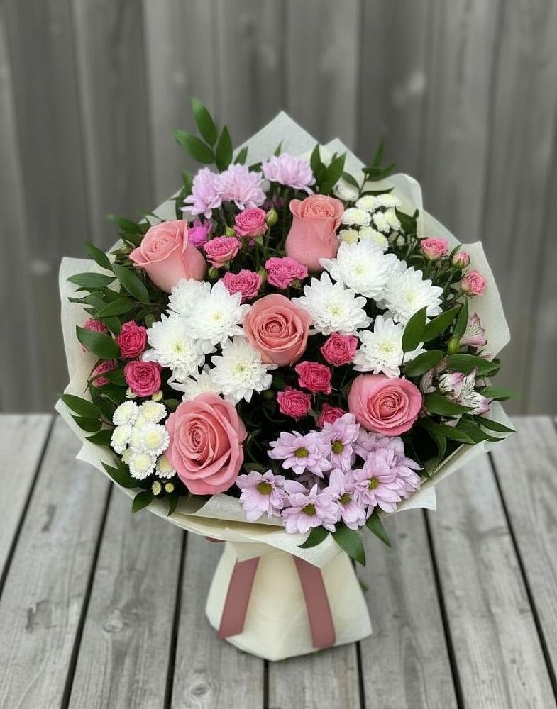 Букет цветов из: Альстромерии, Гвоздики, Розы и Хризантемы в Сысерти