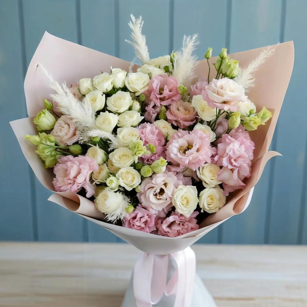 Букет цветов из: Альстромерии и Розы в Сысерти