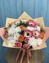 Букет цветов из:  Розы, Герберы и Хризантемы в Сысерти