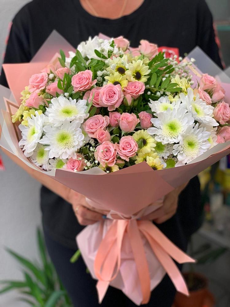 Букет цветов из: Розы и Хризантемы в Сысерти