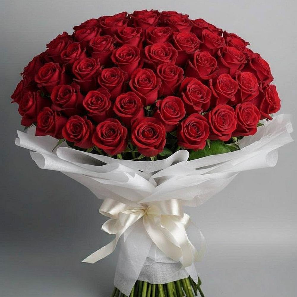 Букет 101 Красная роза Блэк Мэджик в Сысерти