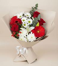 Букет цветов из:  Розы, Хризантемы, Герберы и Лилии в Сысерти