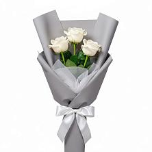 Букет 3 белые розы в Сысерти