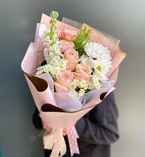 Букет цветов из:  Хризантемы и Розы в Сысерти