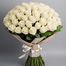 Букет 101 беля роза Белоснежка в Сысерти