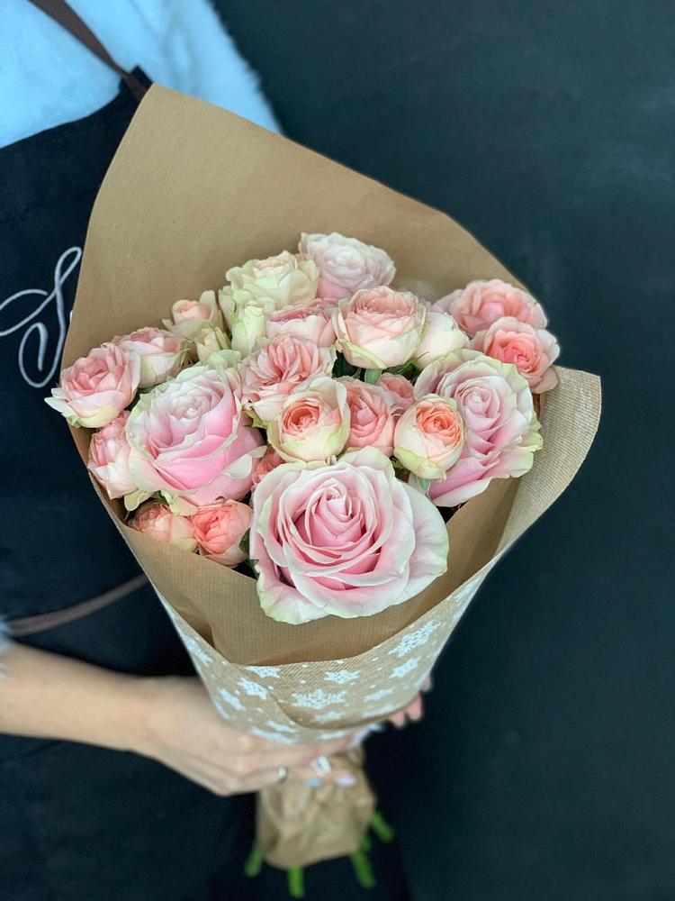 Букет цветов из: Хризантемы и Розы в Сысерти