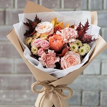 Букет цветов из:  Гвоздики, Хризантемы и Розы в Сысерти