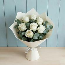 Букет Белые розы в Эвкалипте в Сысерти